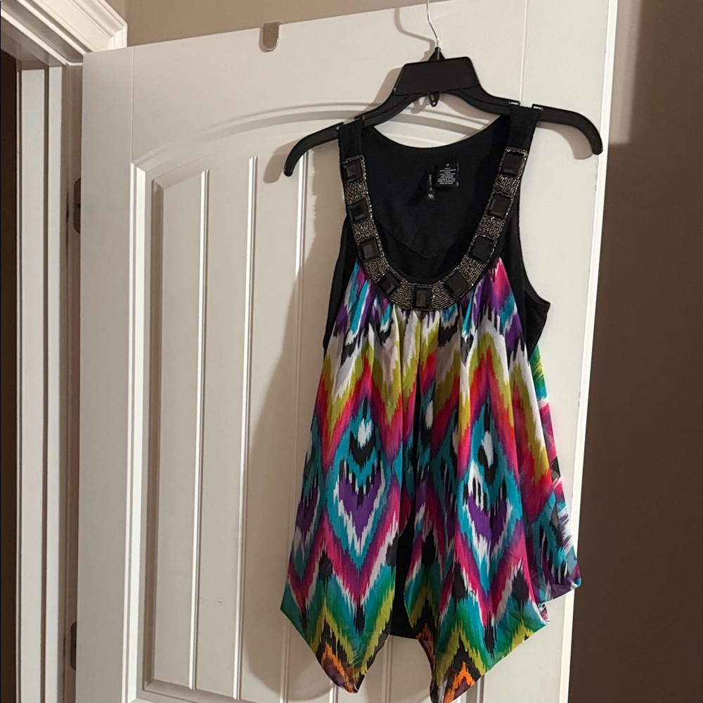New Directions Multicolor Geometric tank top